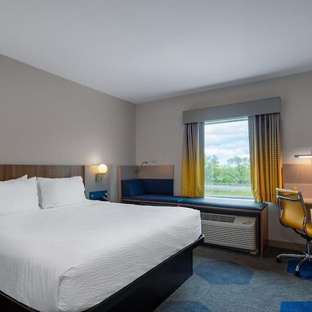 Microtel Inn & Suites By Wyndham Winchester Exteriör bild