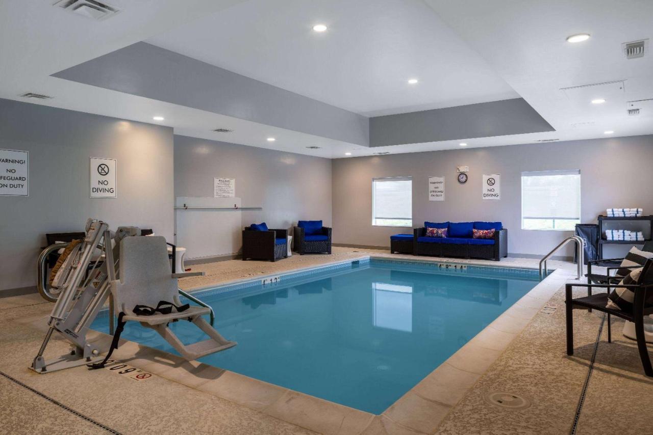 Microtel Inn & Suites By Wyndham Winchester Exteriör bild