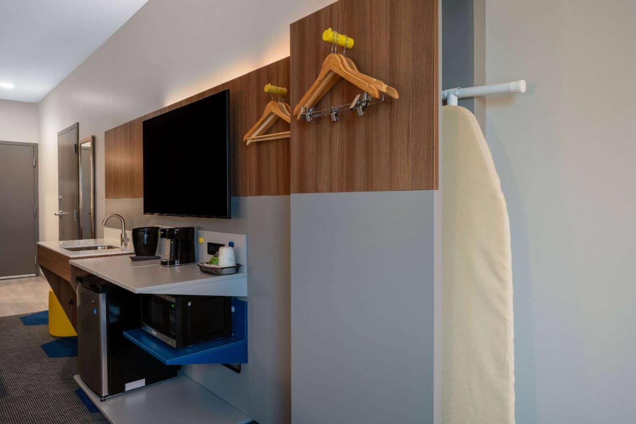 Microtel Inn & Suites By Wyndham Winchester Exteriör bild